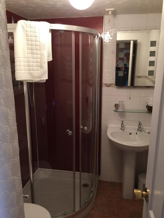 Roseneath Guest House Inverness Ruang foto