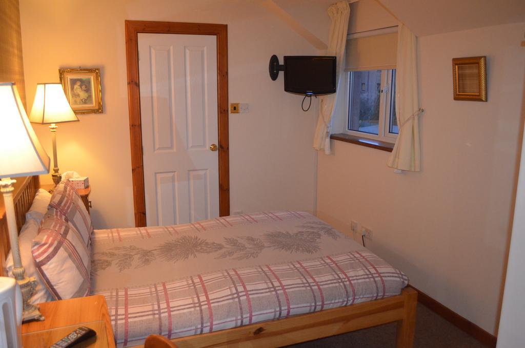 Roseneath Guest House Inverness Bagian luar foto